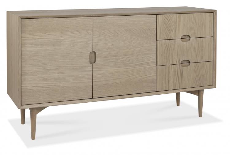 Bentley Designs Dansk Scandi Oak Wide Sideboard 