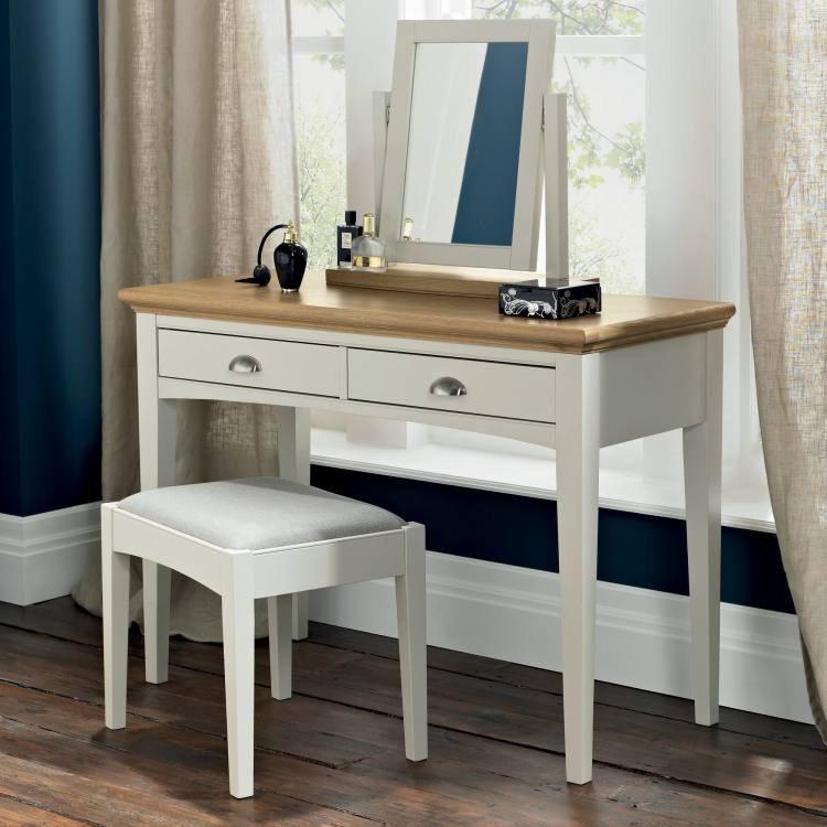 The Bentley Designs Hampstead Soft Grey & Pale Oak Dressing Table