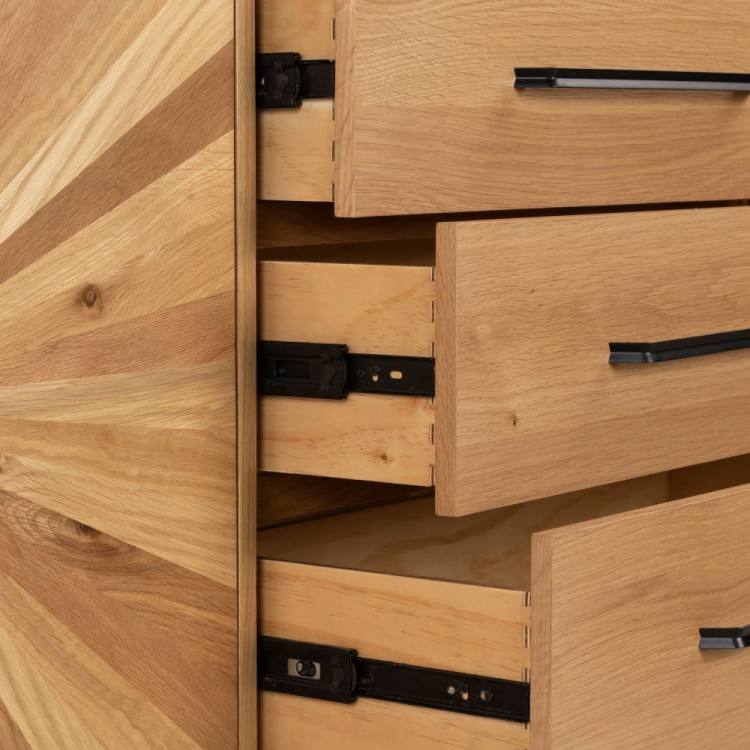 3 storage drawers 