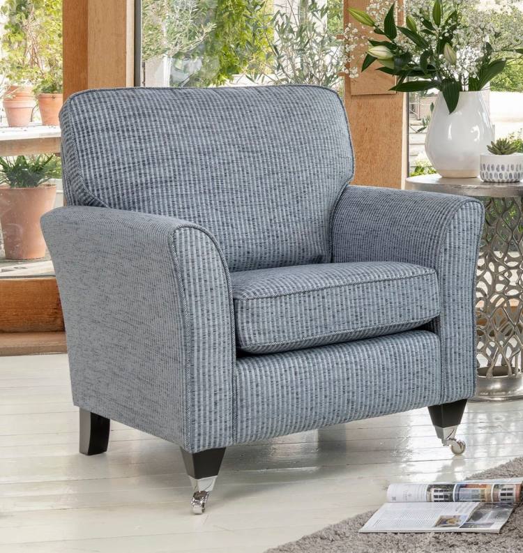Lowry Accent chair 