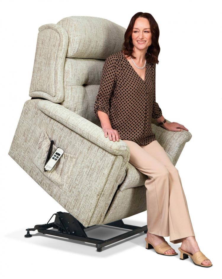 Roma Petite Riser Recliner Chair